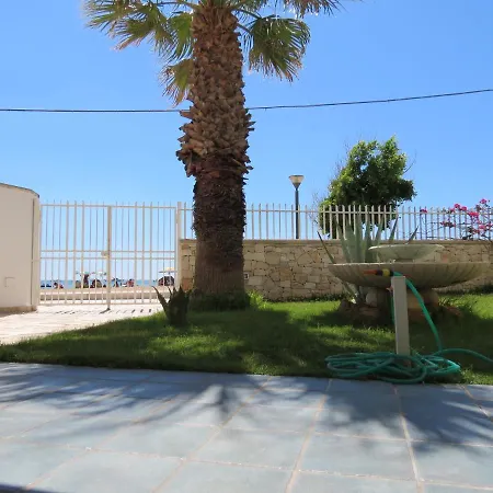 Holiday home Salentoguests Sulla *